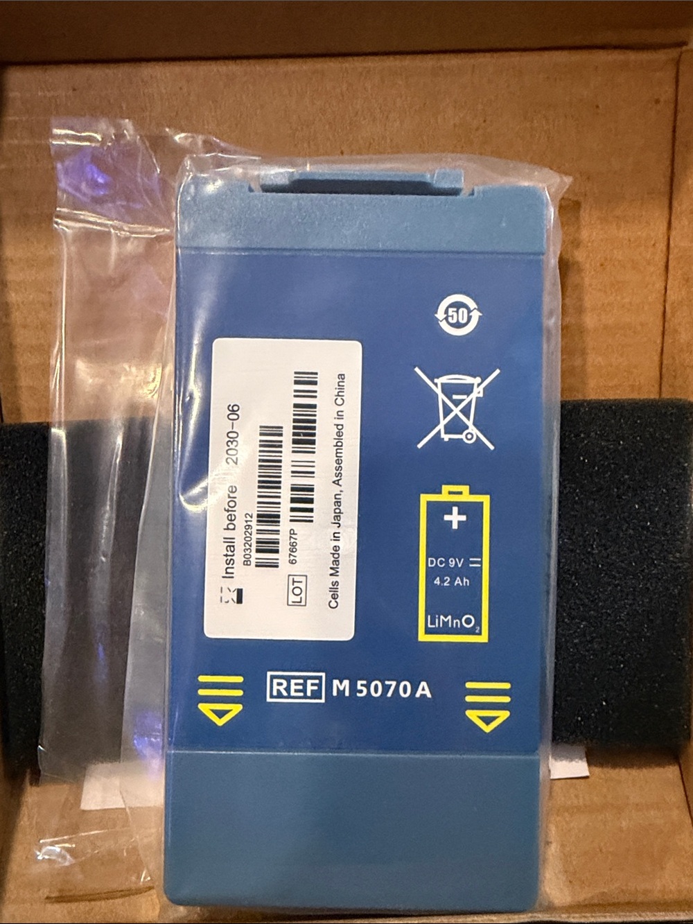 Blue Replacement LiMnO2 9V 4.2Ah Battery Pack